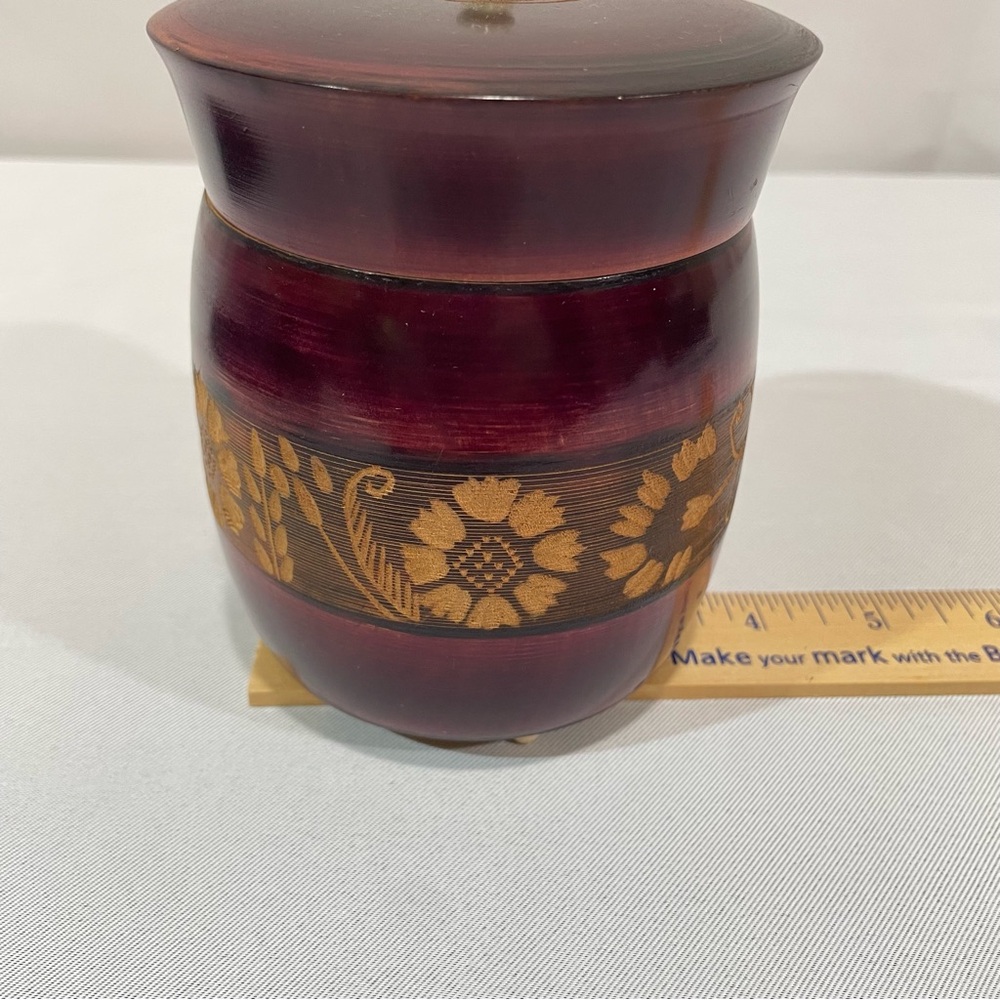 Hamdcrafted Wooden Jar Box with lid Floral Hand Carved band - Picture 4 of 13
